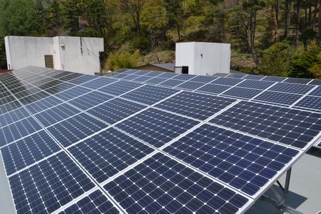 ■館内の情報■常盤館ソーラー発電所　建設中